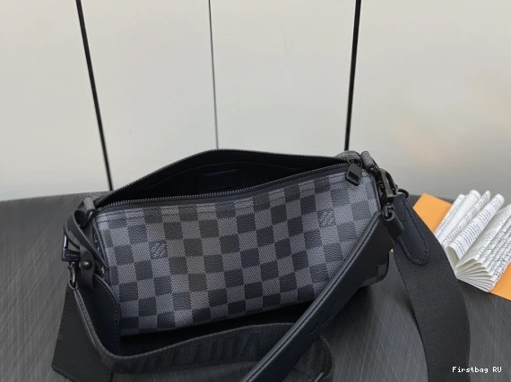 Firstbags ru LOUIS PM VUITTON Soft Polochon 0716